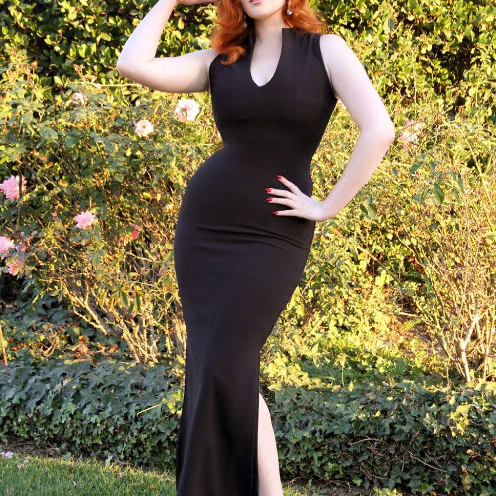 Pinup Couture Elizabeth Claire Taylor Maxi Dress